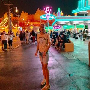 Meet your Posher, Maya